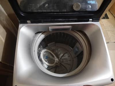 used 9 kg washing machine  good working condition