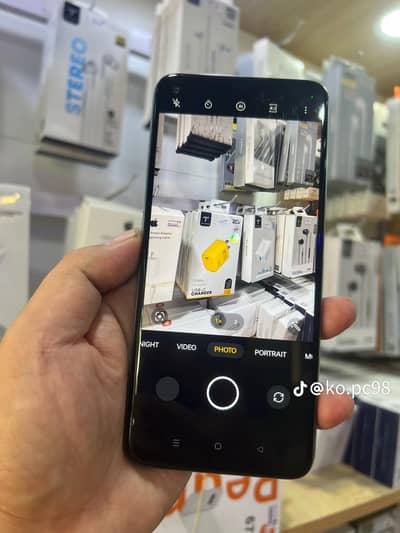 OPPO A76