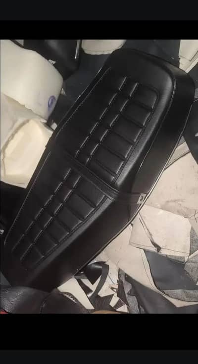Honda 125 seat