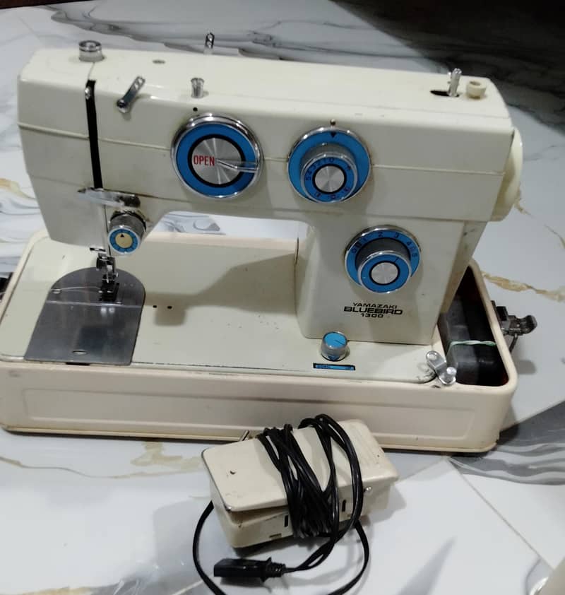 Bluebird multipurpose sewing machine 0