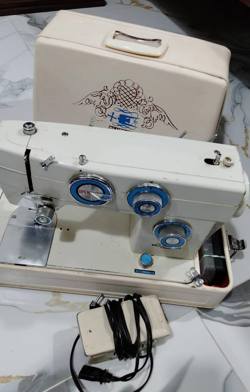 Bluebird multipurpose sewing machine 1