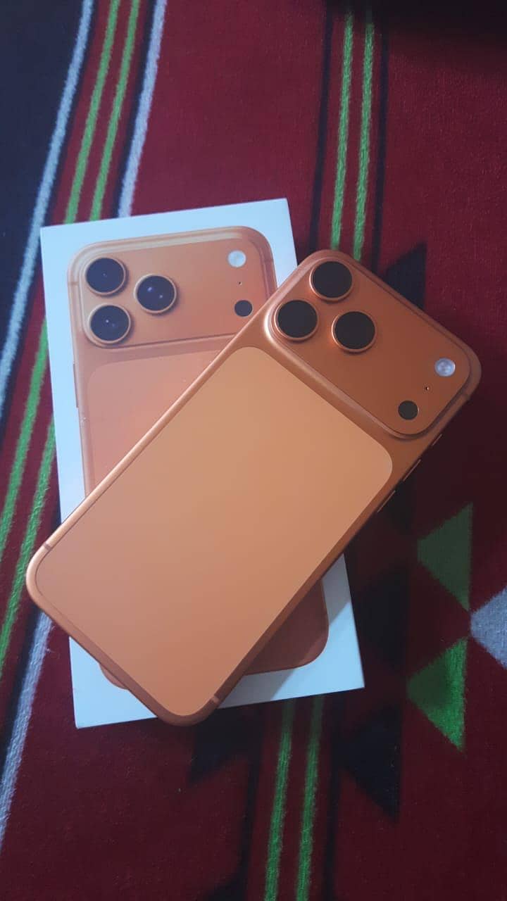 Apple iPhone 17 Pro Max 1