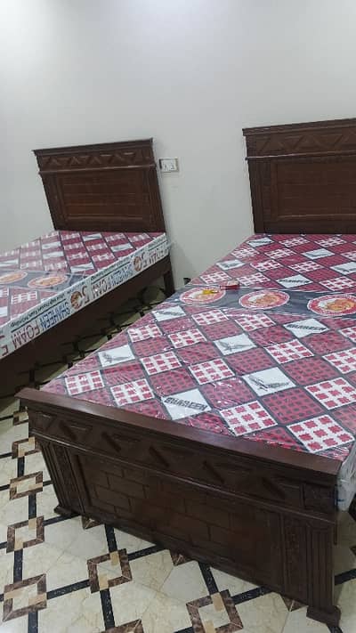 Fully Furnishd Studio flat For Rent.  Living for only bachelor boys  k lya Available hai . baick parking.  no faimly