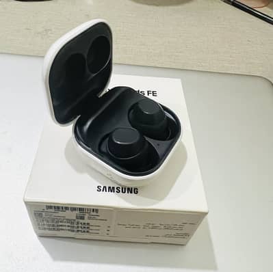 Samsung Earbuds FE 10/10 condition 100% origional