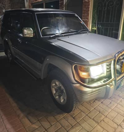 Mitsubishi Pajero 1999 Automatic+Sunroof