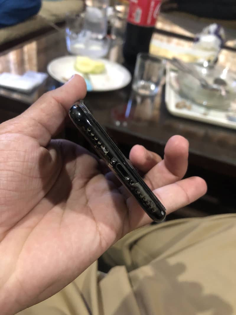 Apple iPhone 7 4