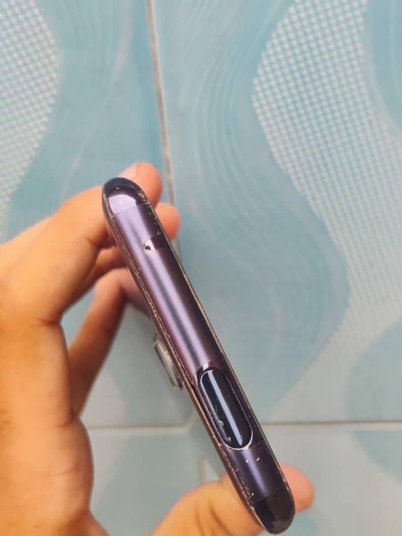 One Plus 7T Pro read description 1