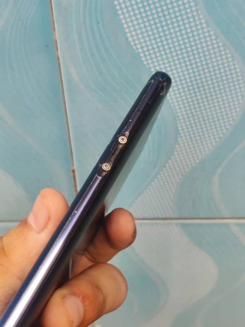 One Plus 7T Pro read description 3