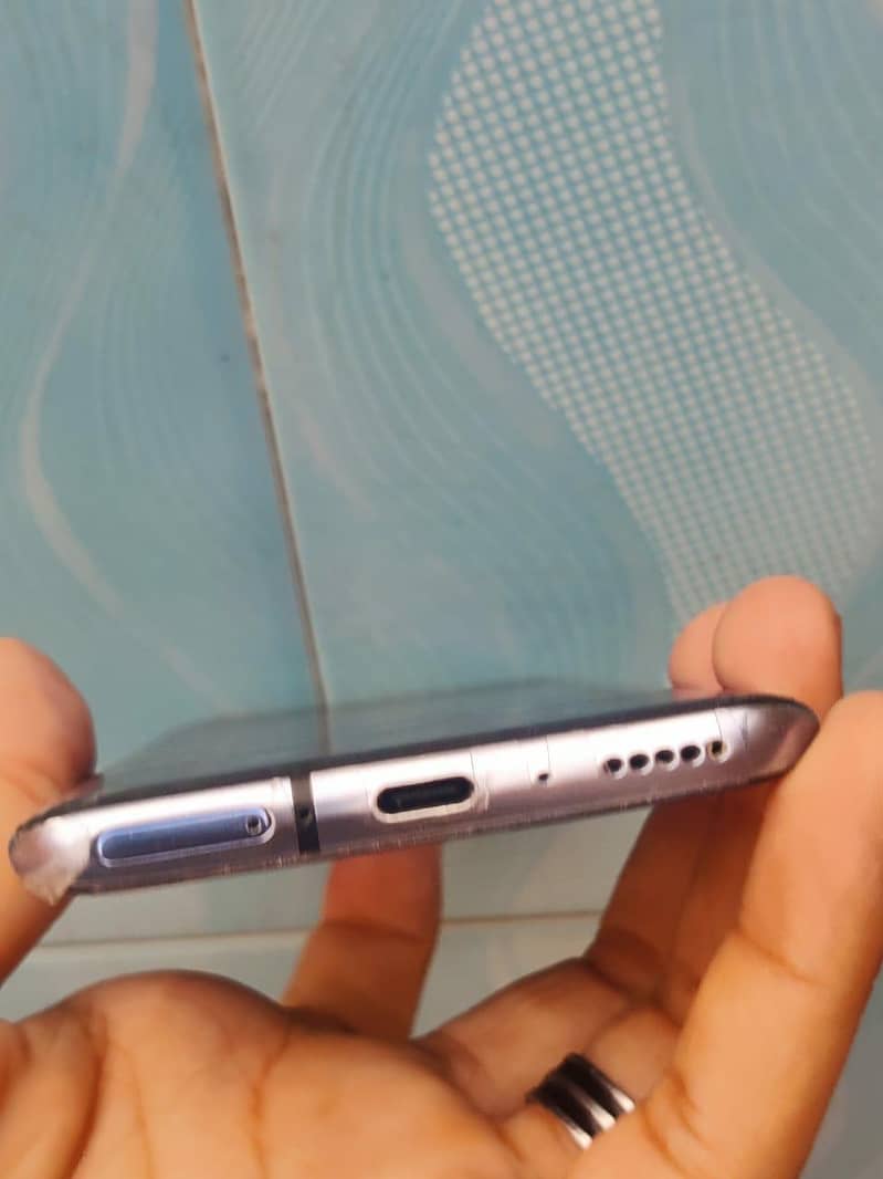 One Plus 7T Pro read description 6