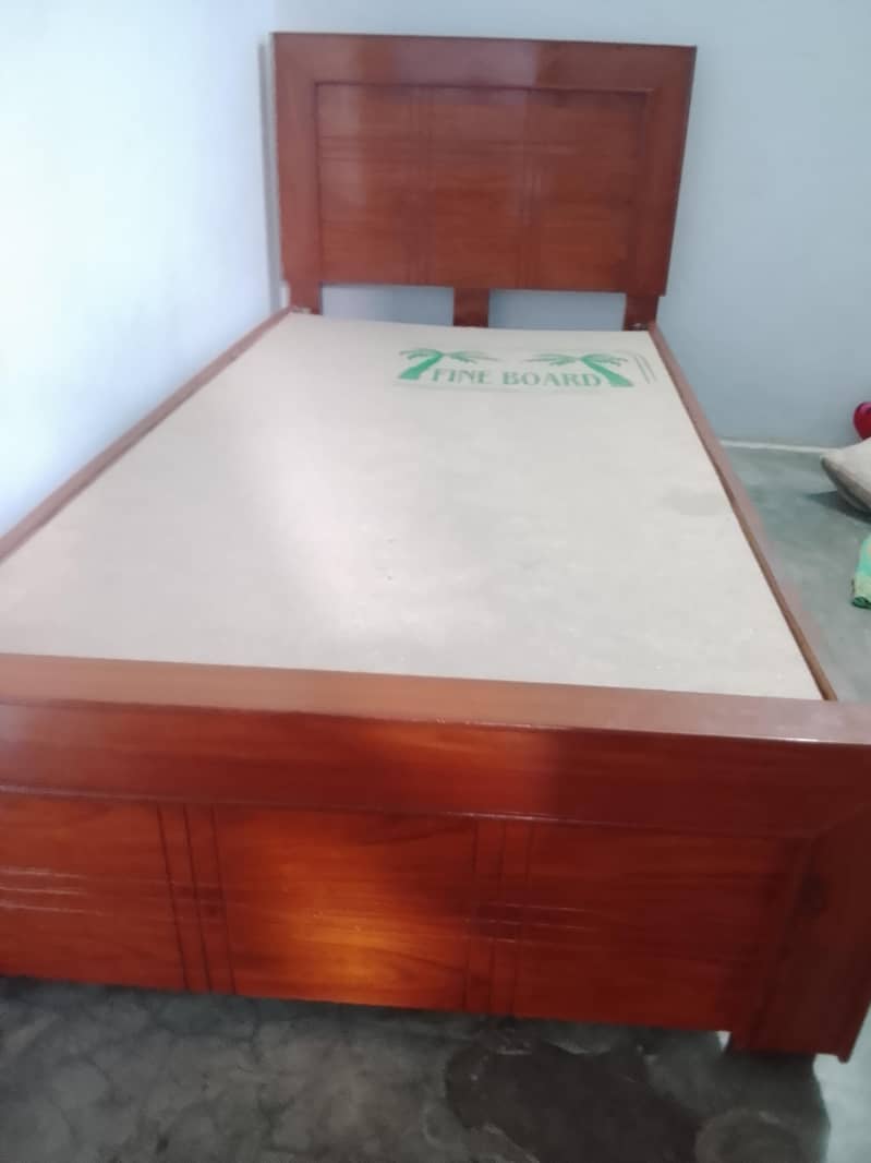 2 single bed available 2