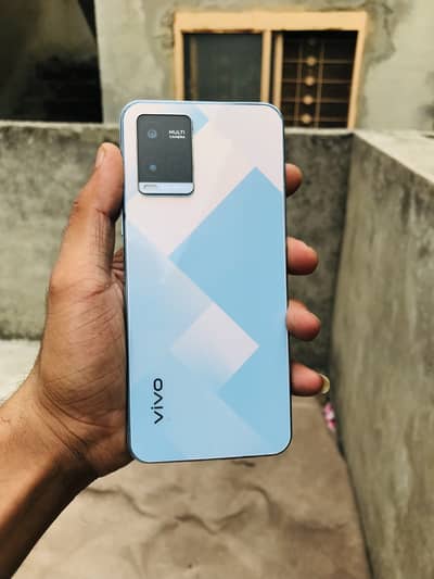 Vivo Y21 4/64 Totally Original Pack set