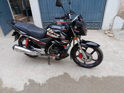 Honda CB 150F 2025