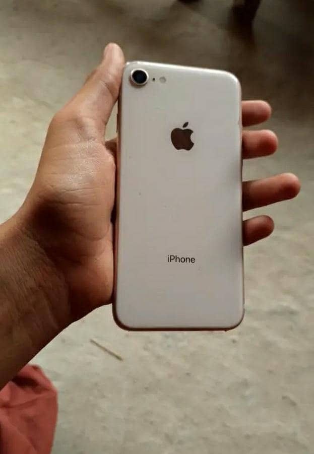 Apple iPhone 8 0