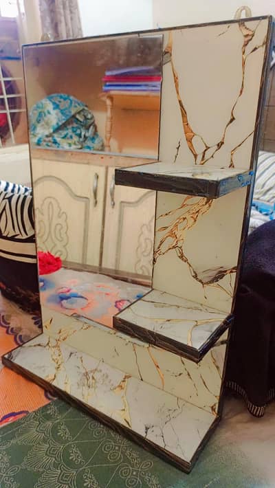 mini dressing + wall mirror