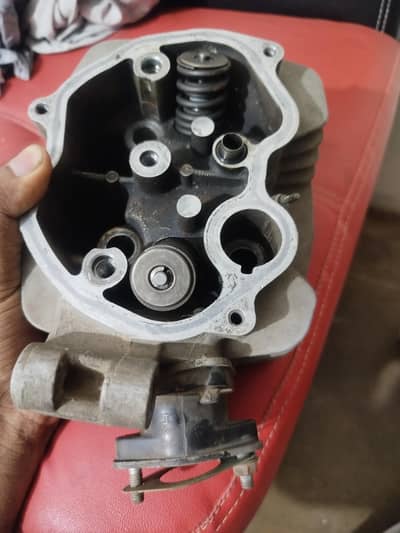 Head Celender magnet current qouil original Honda 125