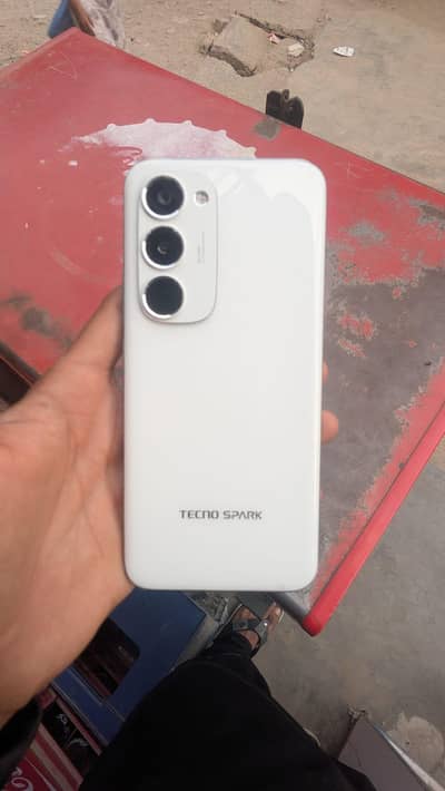 Tecno spark 40pro plus