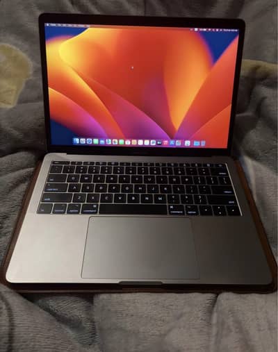Macbook pro 2017 13inch