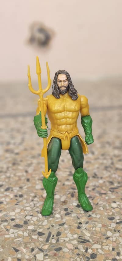 Aguaman action figure 12 inc h ty