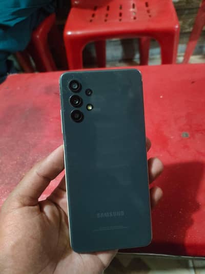 Samsung Mobile A32 4+128 exchange possible