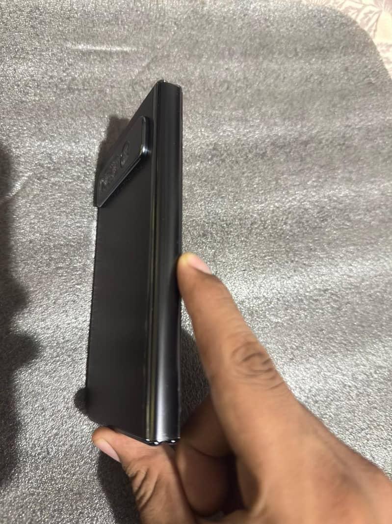 Google Pixel Fold 1