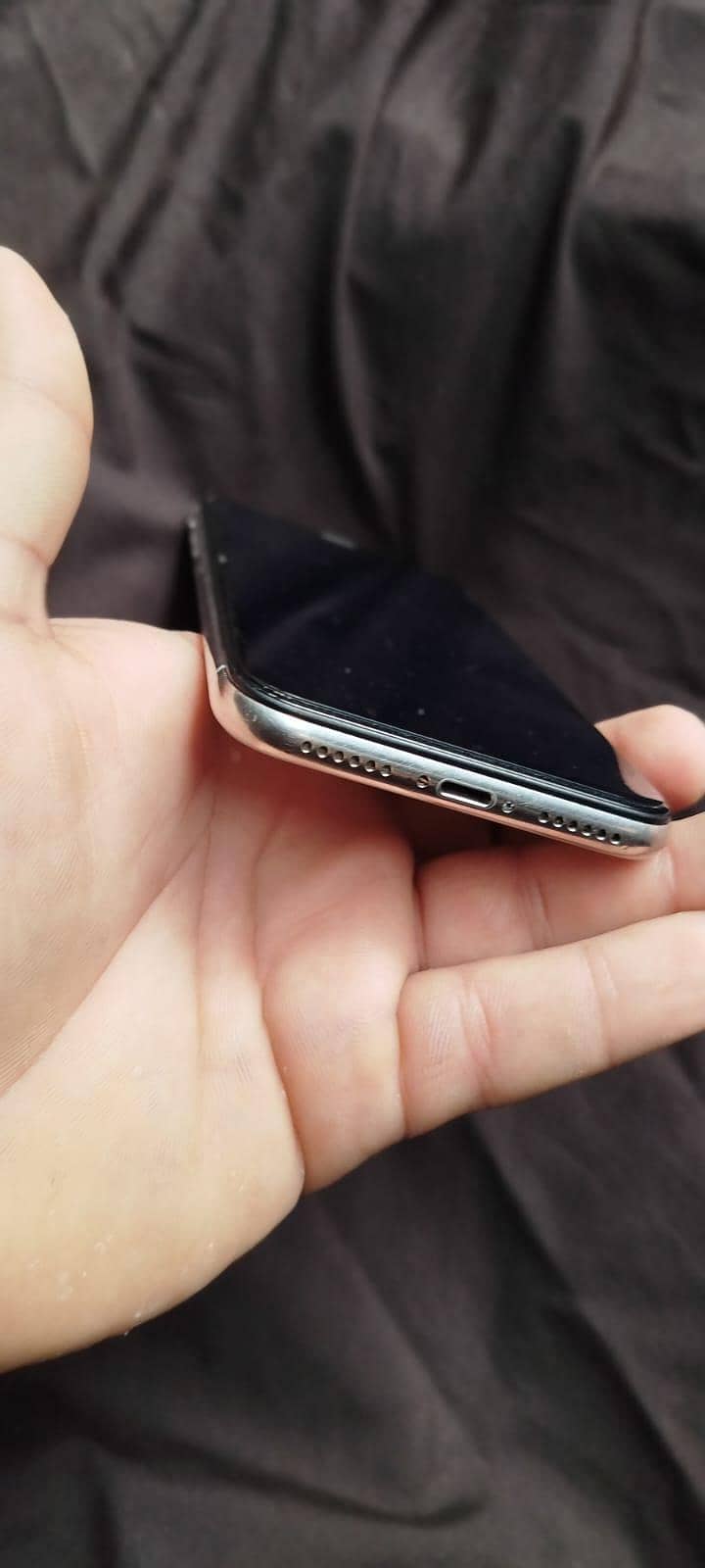 Apple iPhone X 3
