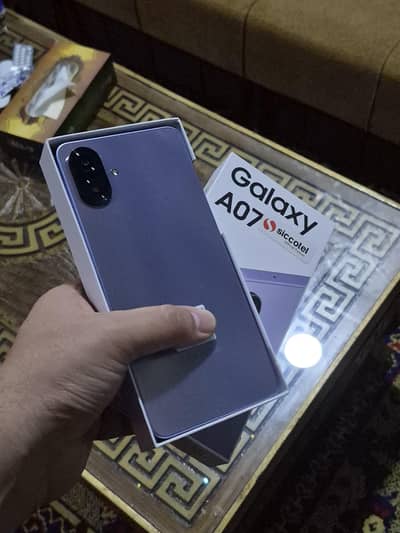 Samsung Mobile A7 4/64 Violet