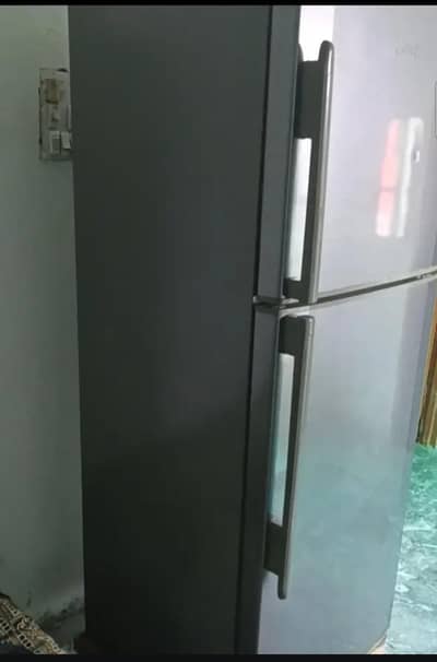 HAIER full size fridge bilkul A1 hay
