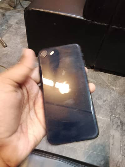 Apple iPhone SE 3 generation waterpack