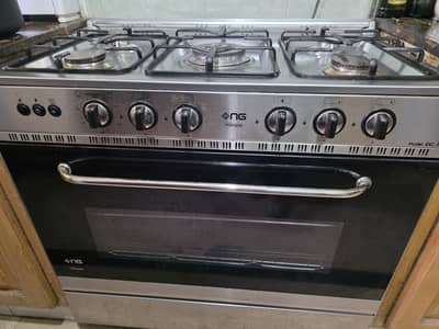 slightly used cooking range
