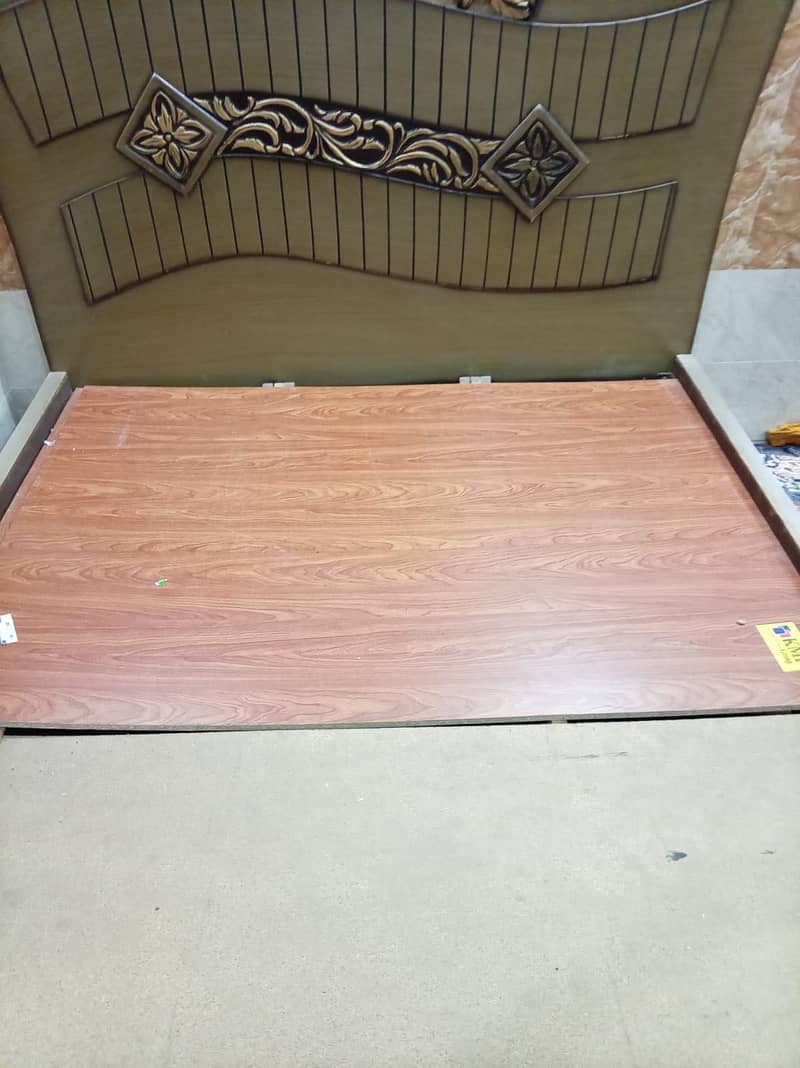 King size bed and sofas 2