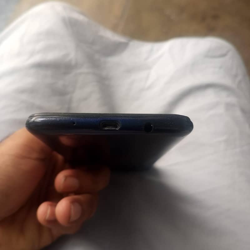 Tecno Pova 3
