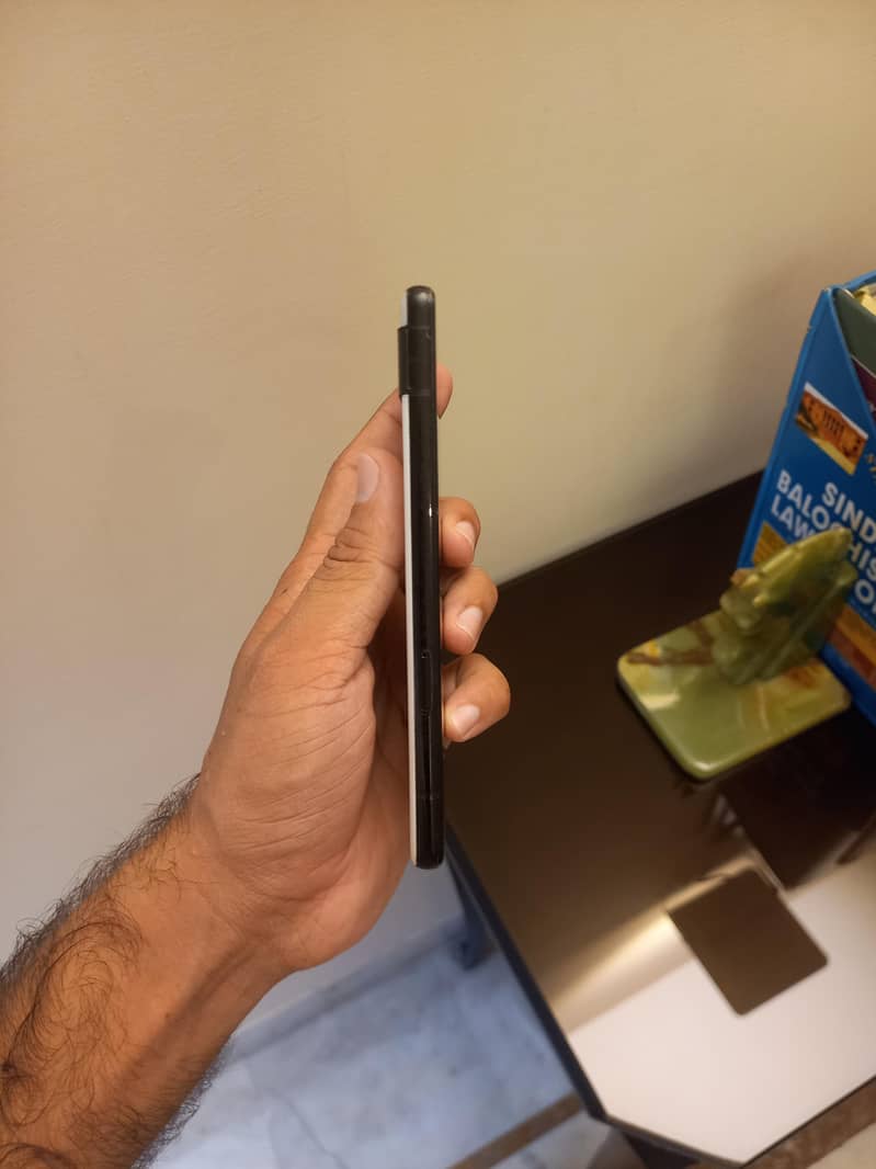 Google Pixel 6a 3