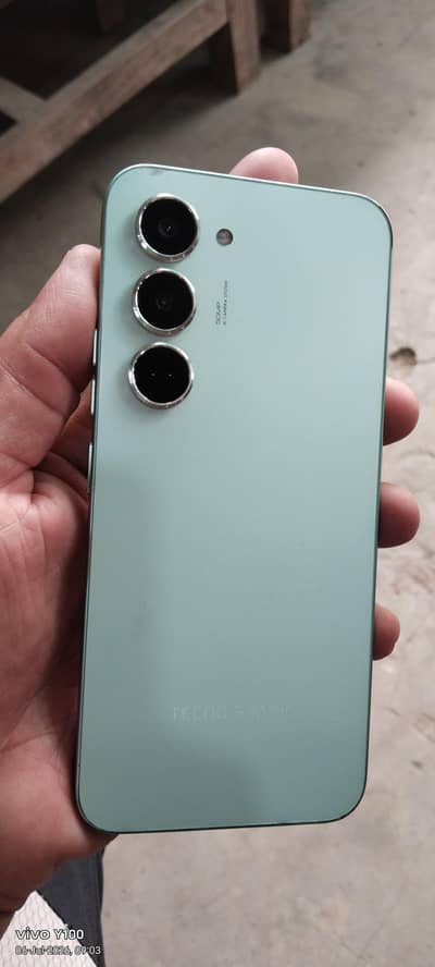 Tecno Spark 40 pro 8/256
