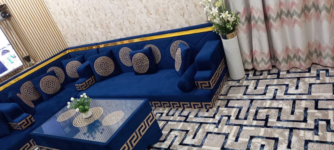 majlis sofa 0