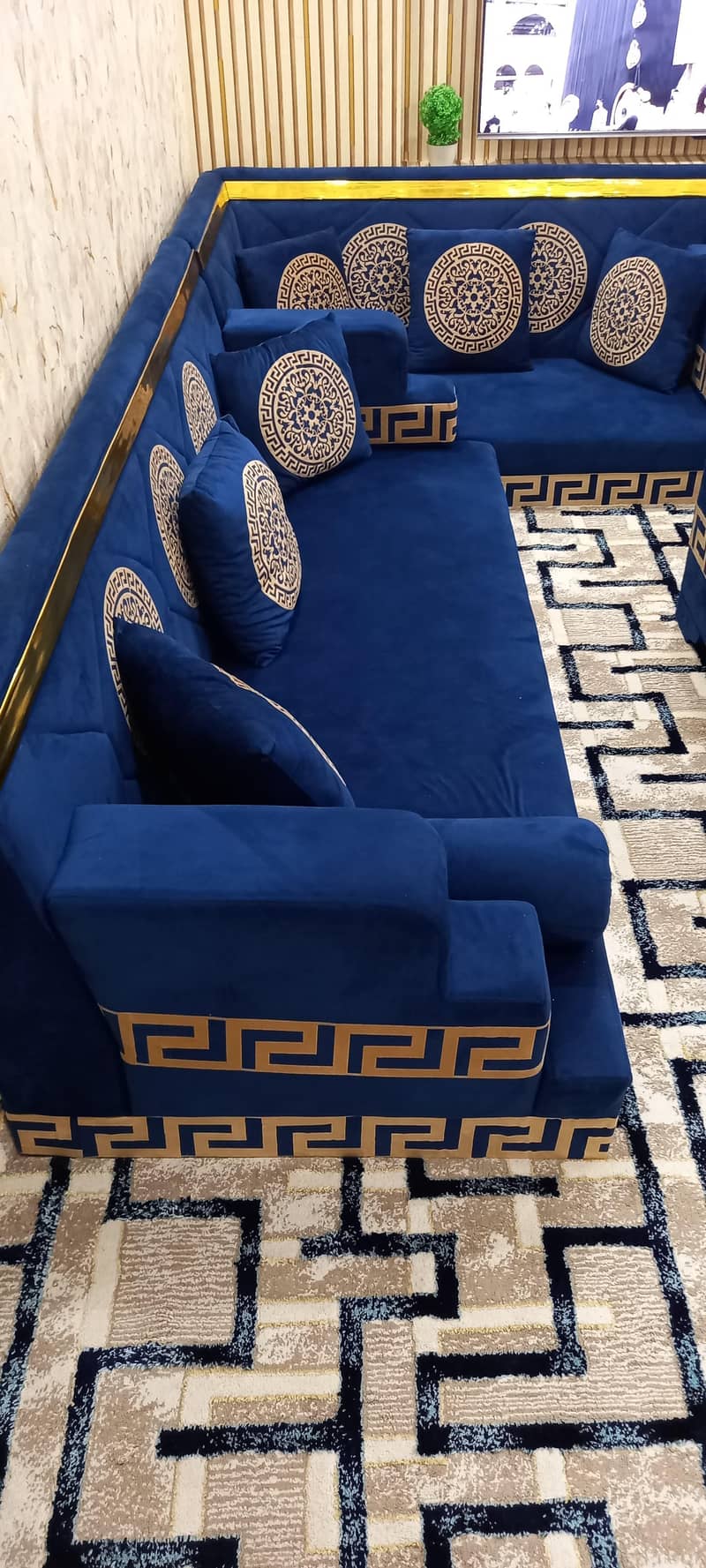 majlis sofa 3