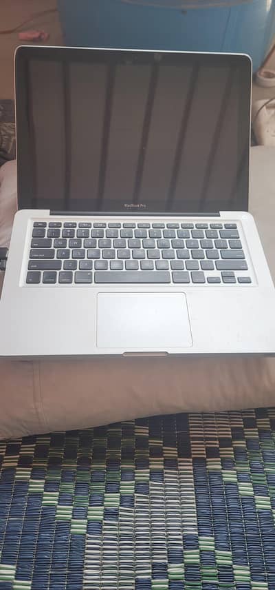 MacBook pro 8gb 128ssd