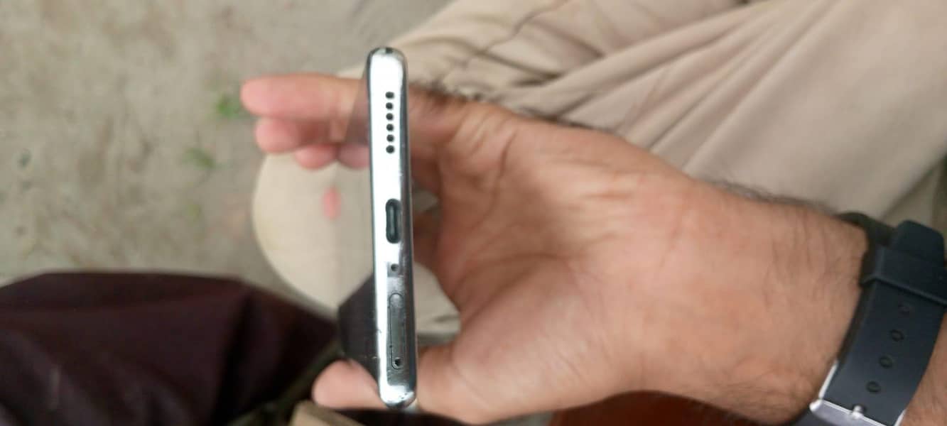 spark 20pro plus 6