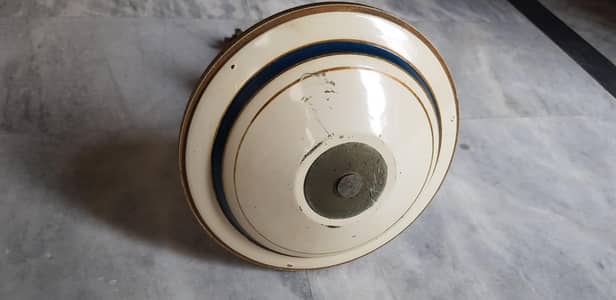 1 Fan Pure Copper winding is available in Good Condition