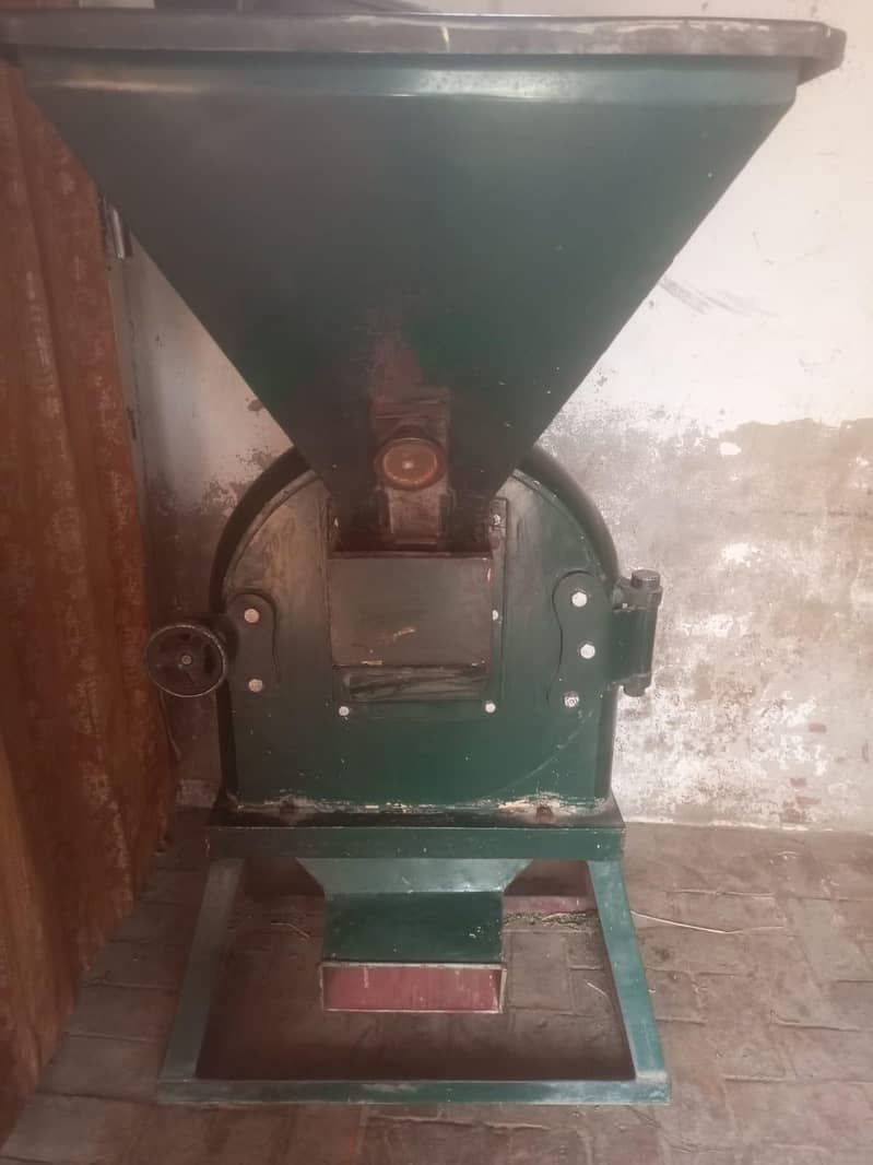 آٹا چکی اینڈ جنریٹر 2