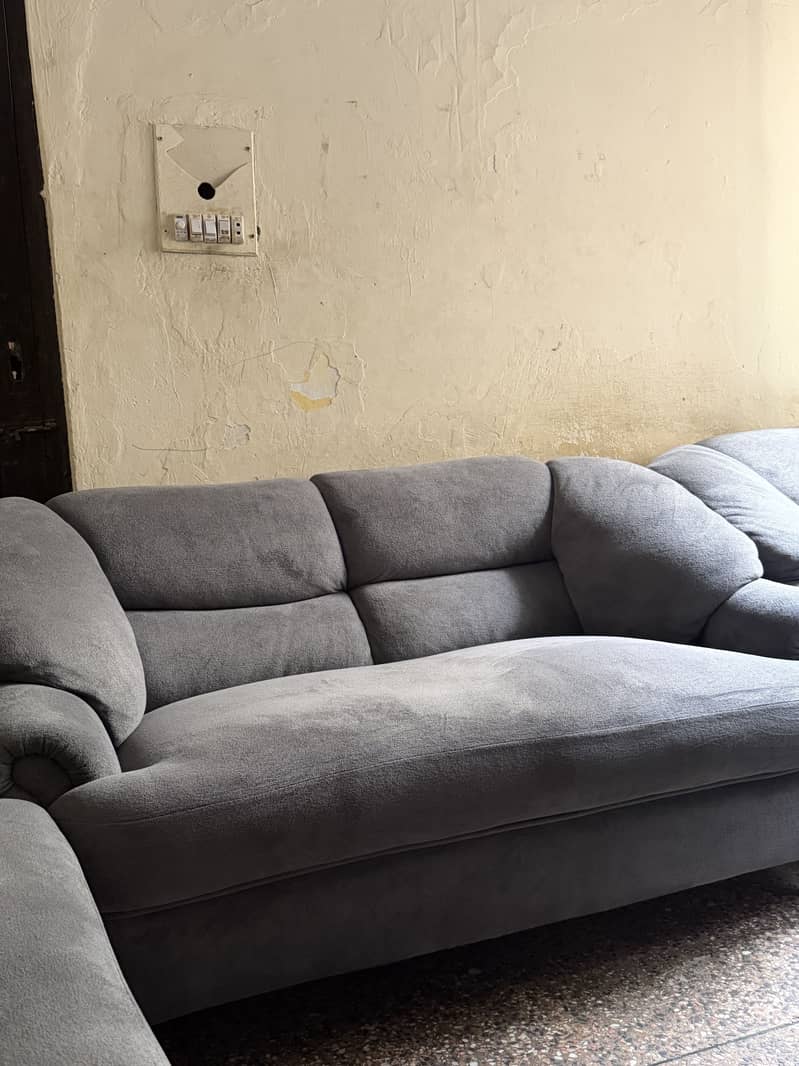 6 seater sofa set only 1