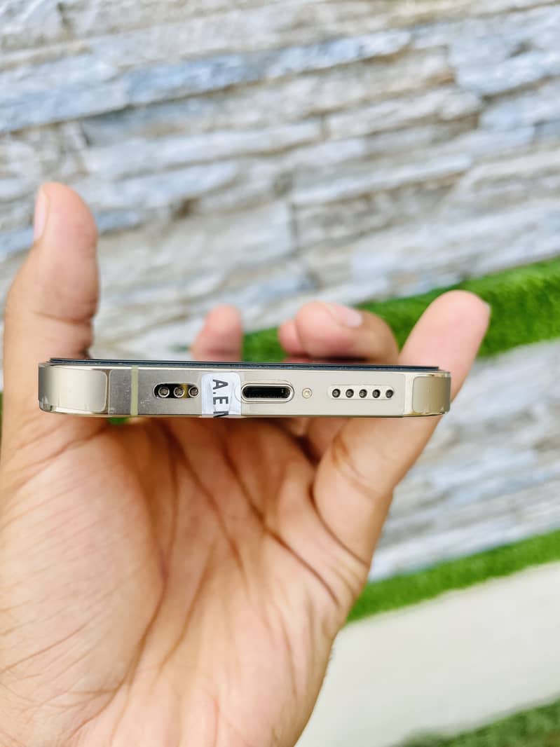 iPhone 14 Pro 3