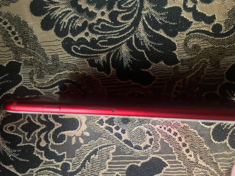 Apple iPhone 7 Plus 3