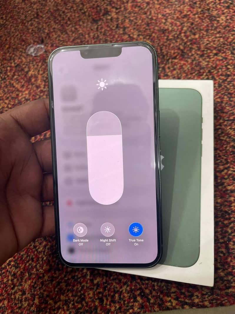 Apple iPhone 13 1