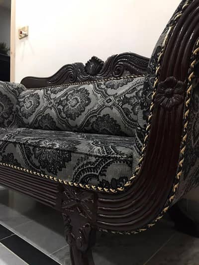 Dewan For Sale