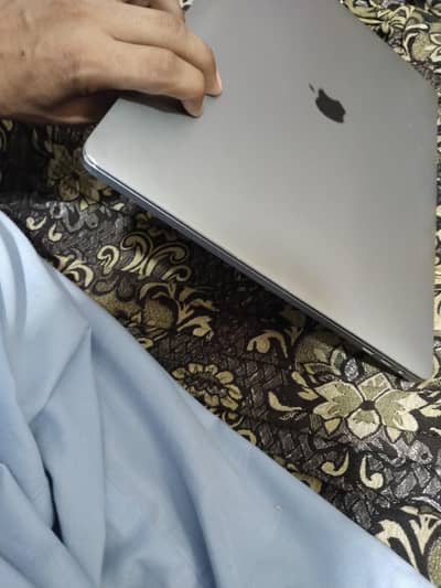 MacBook Pro 15' 2019 (i9 Processor)