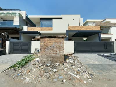 Ready To Buy A On Excellent Location House In E-11/3 Islamabad