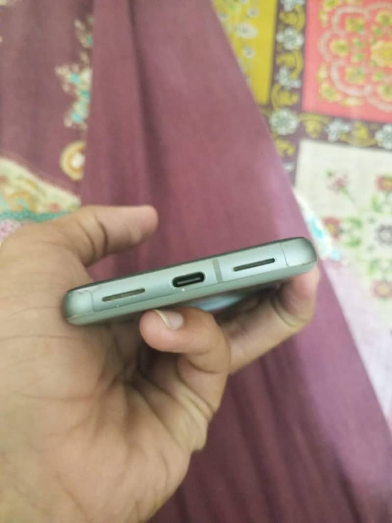 Google Pixel 8 1