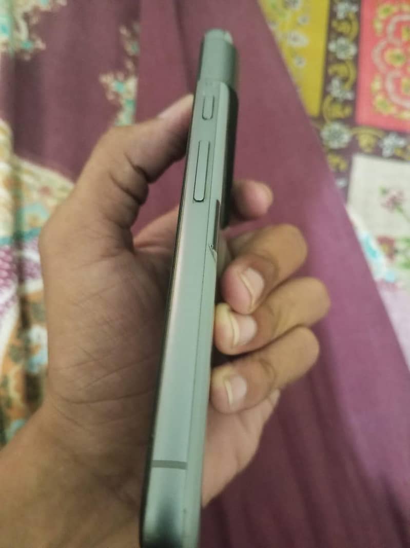 Google Pixel 8 3