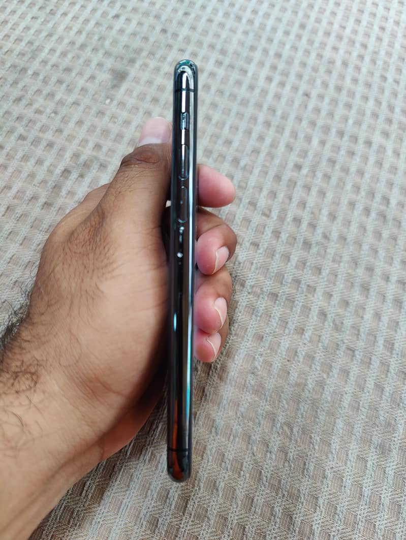 IPhone 11 Pro 3