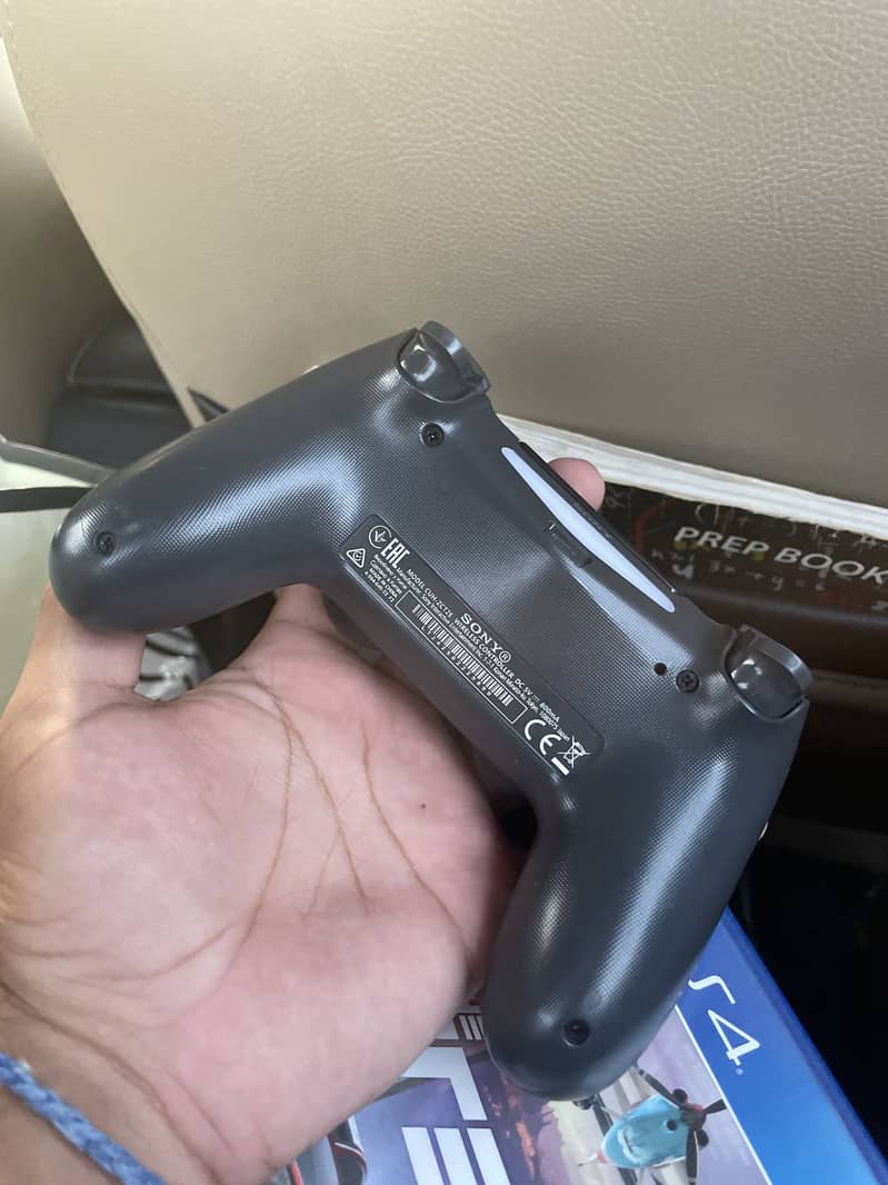 Play Station 4 controller 1